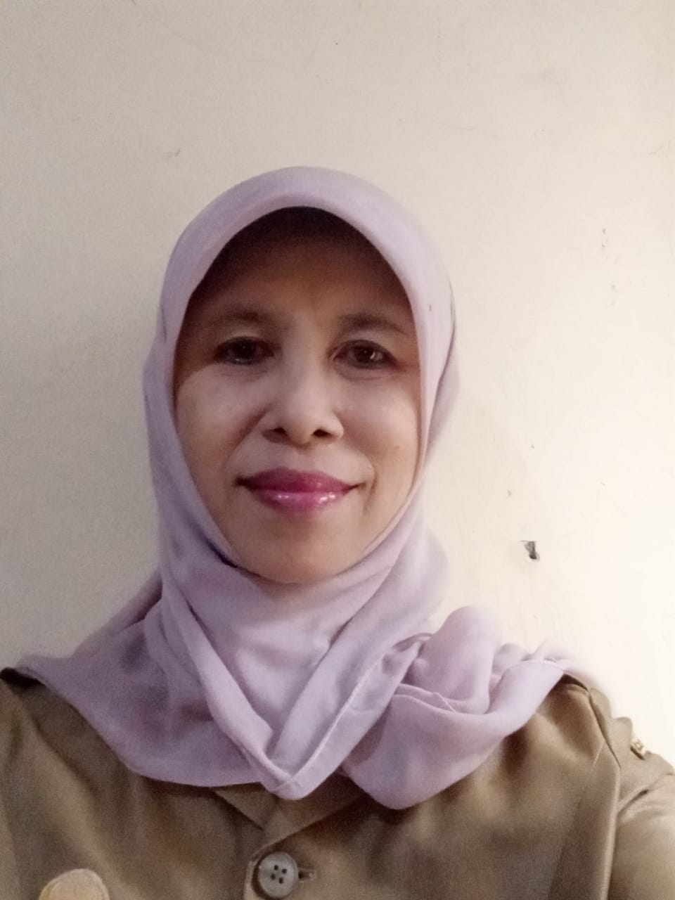 Dra. Dedeh Ratnasih, M.AP.